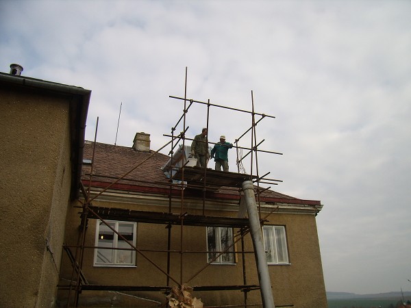 Oprava střechy 5. 4. 2008