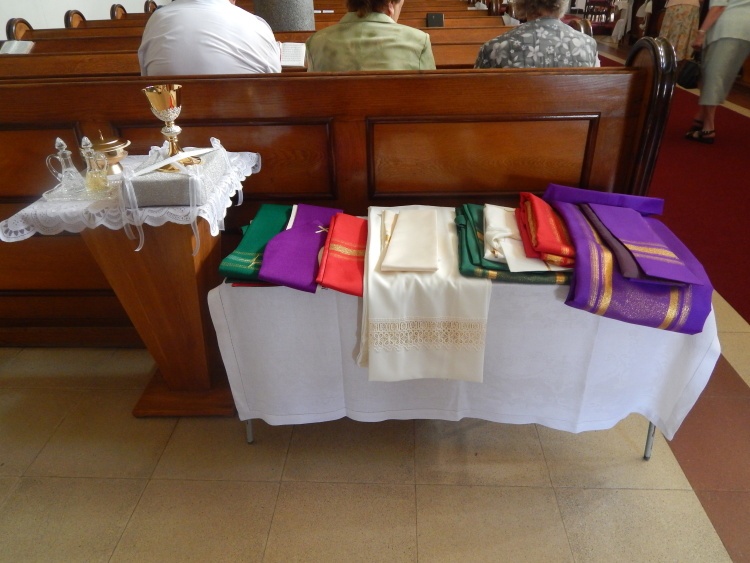 Svěcení liturgických předmětů a rouch